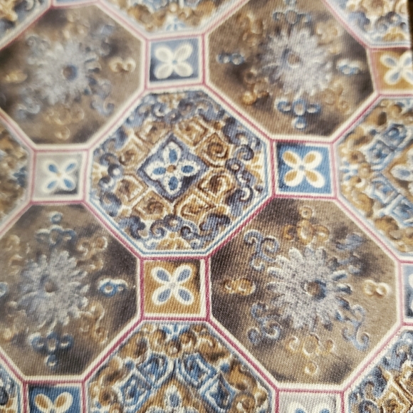 Vintage Courtenay Silk Tie - Picture 2 of 5